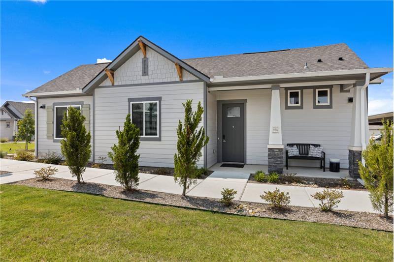 Apartment for rent at 1100 Streamfield #15927, Justin, TX 76247