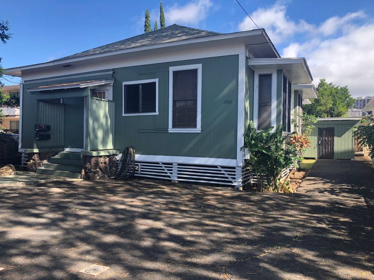 Apartment for rent at 1302 Kinau St, Honolulu, HI 96814