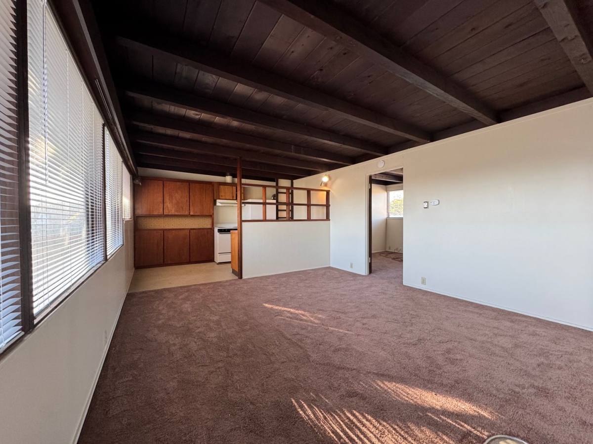 Apartment for rent at 1724-1732 J St, Eureka, CA 95501
