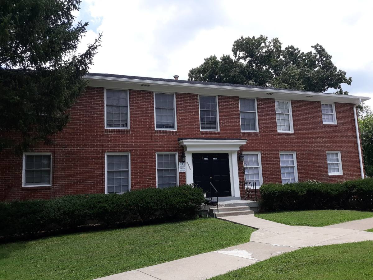 Apartment for rent at 2210-2212 Steier Lane, Louisville, KY 40218