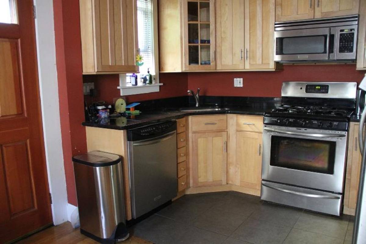 Townhouse for rent at 32 Eastburn St, Brighton, MA 02135