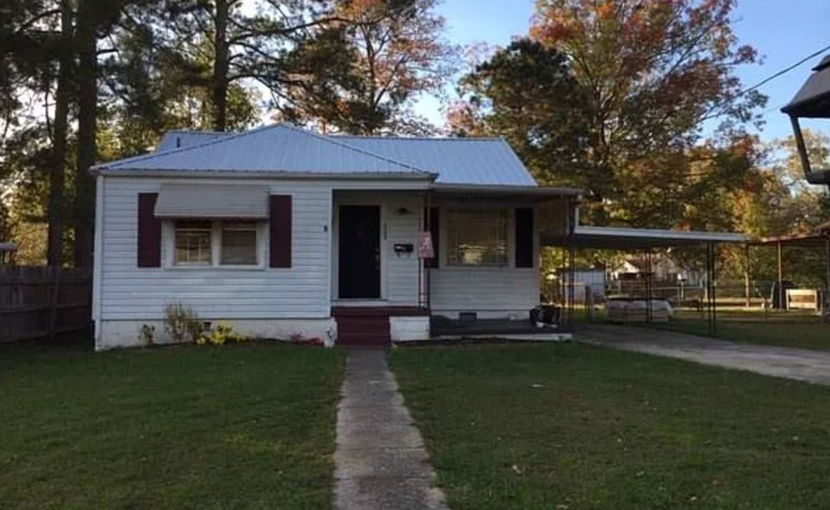 House for rent at 3703 Madison Ave, Gadsden, AL 35904