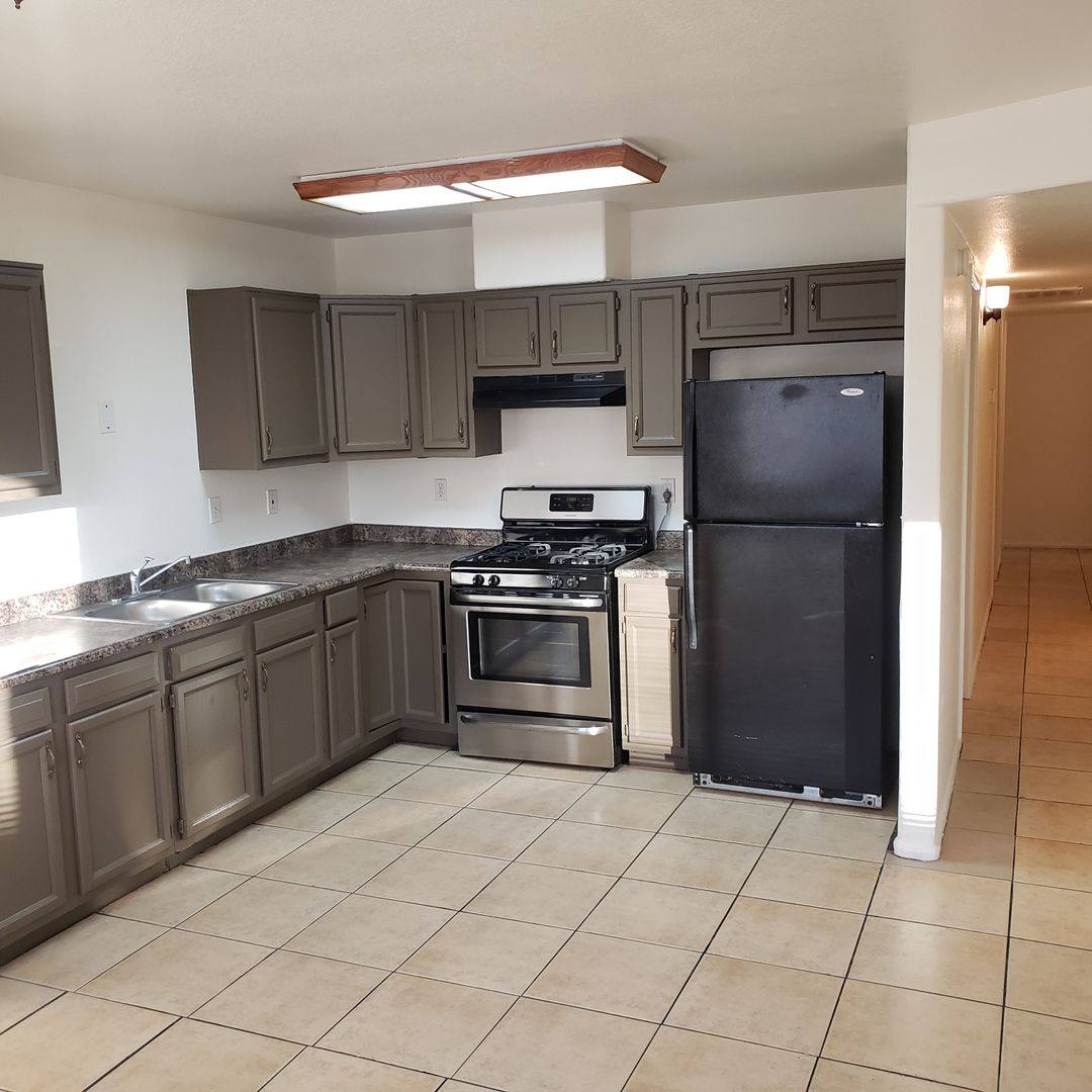 Apartment for rent at 1714 S 7th Ave, Phoenix, AZ 85007