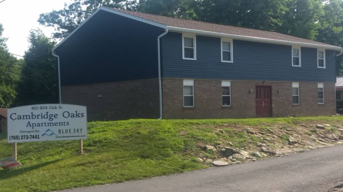 Apartment for rent at 812 Oak St, Connersville, IN 47331