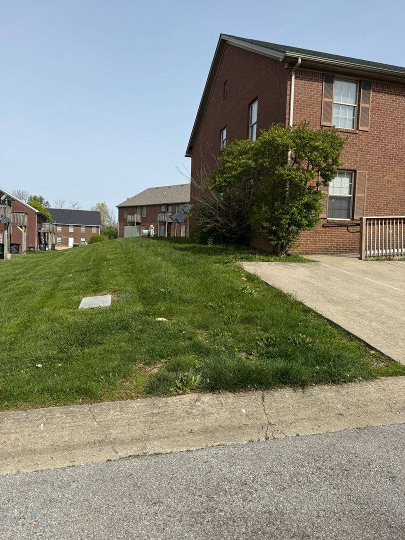 Apartment for rent at 209 Joey Way, Lexington, KY 40509