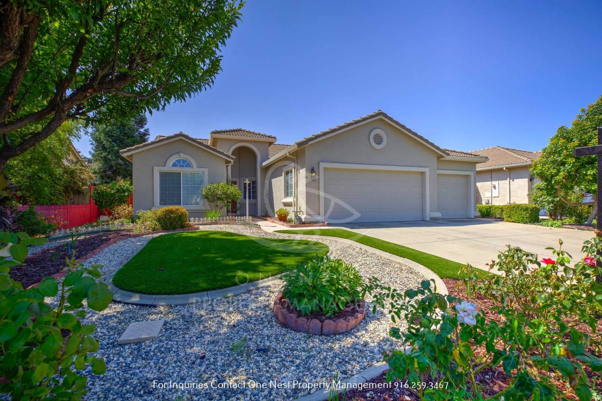House for rent at 2423 1st St, Lincoln, CA 95648