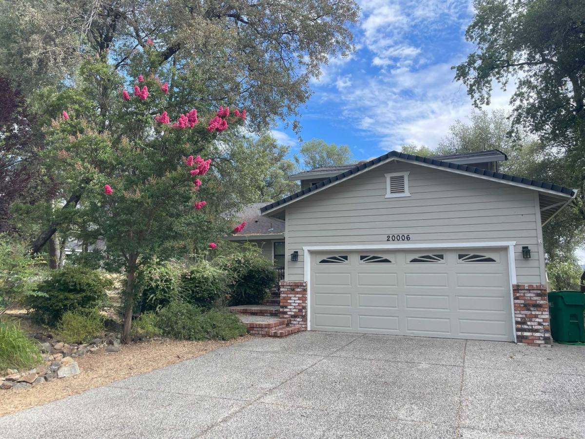 House for rent at 20006 Echo Blue Dr, Penn Valley, CA 95946