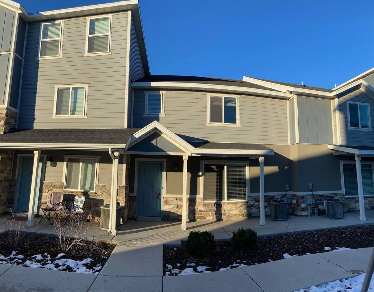 Townhouse for rent at 730 E 150 N, Vineyard, UT 84059