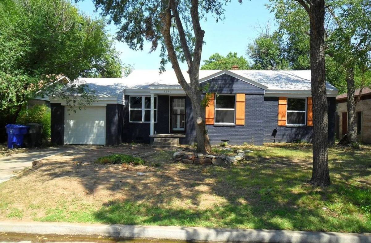 House for rent at 1117 E Louisiana St, Norman, OK 73071