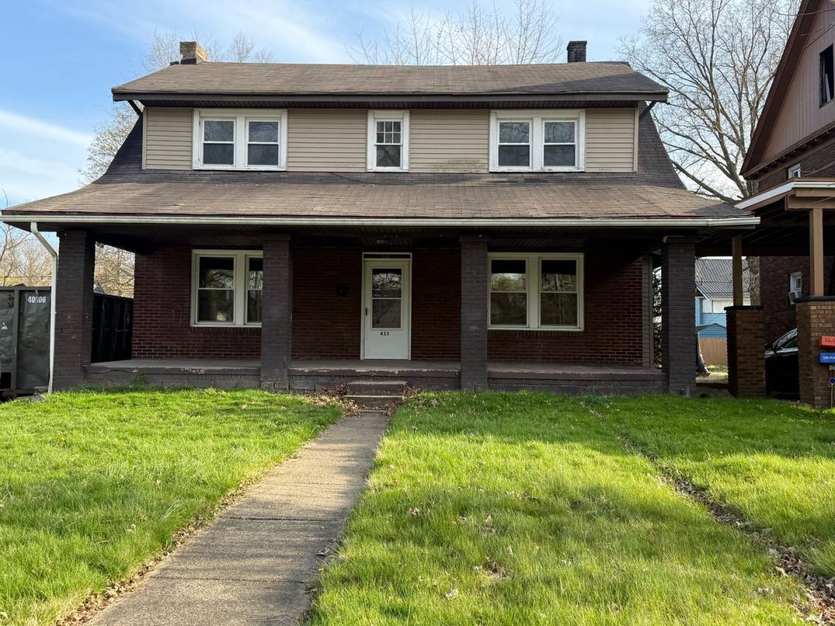 House for rent at 433 Norwood Ave, Youngstown, OH 44504