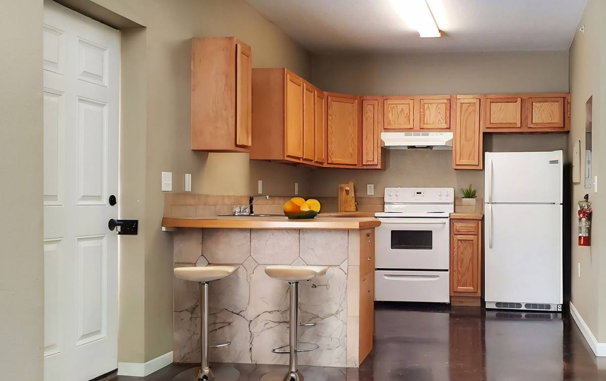 Apartment for rent at 154 E College Ave, Frostburg, MD 21532