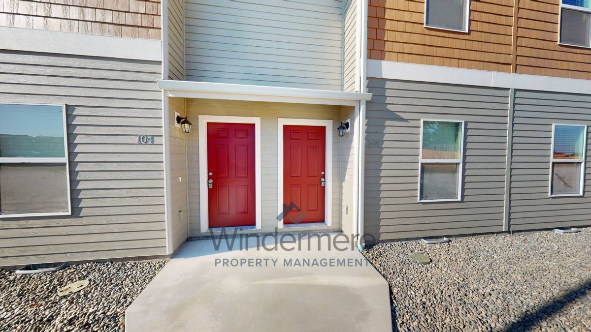 Apartment for rent at 175 SW Silverstar Lane, College Place, WA 99324
