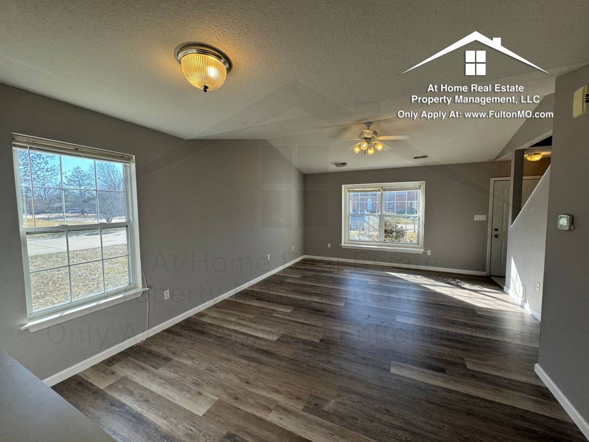 Townhouse for rent at 1901 Springdale Court, Mexico, MO 65265