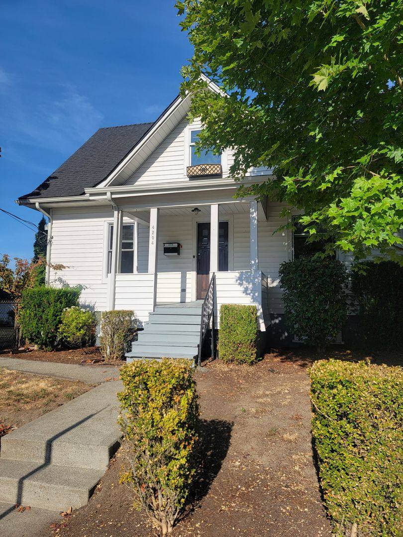 House for rent at 4204 S Alaska St, Tacoma, WA 98418