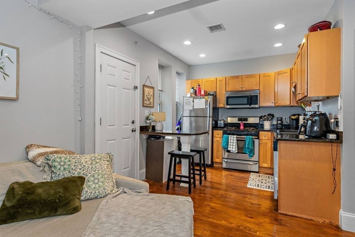 House for rent at 16 Sewall St #3, Roxbury Crossing, MA 02120