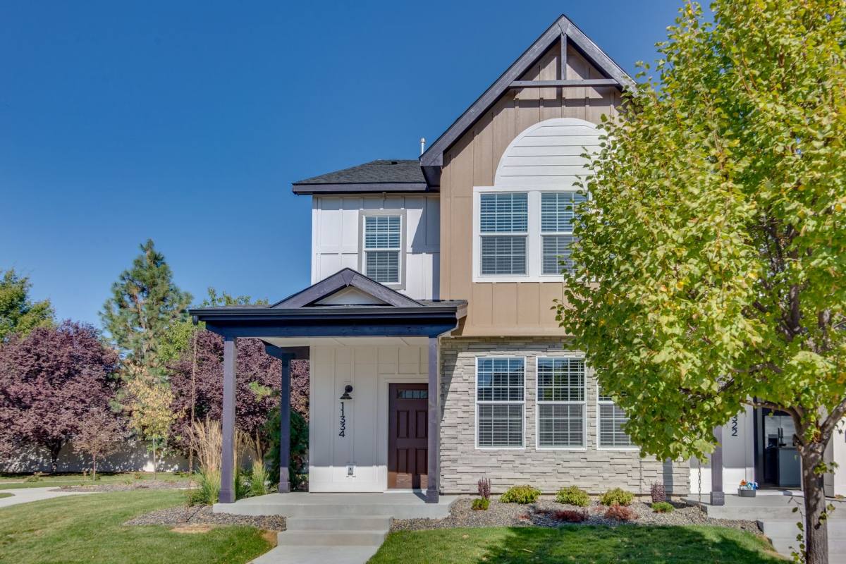 Townhouse for rent at 11310 W Knightsbridge Court, Boise, ID 83713