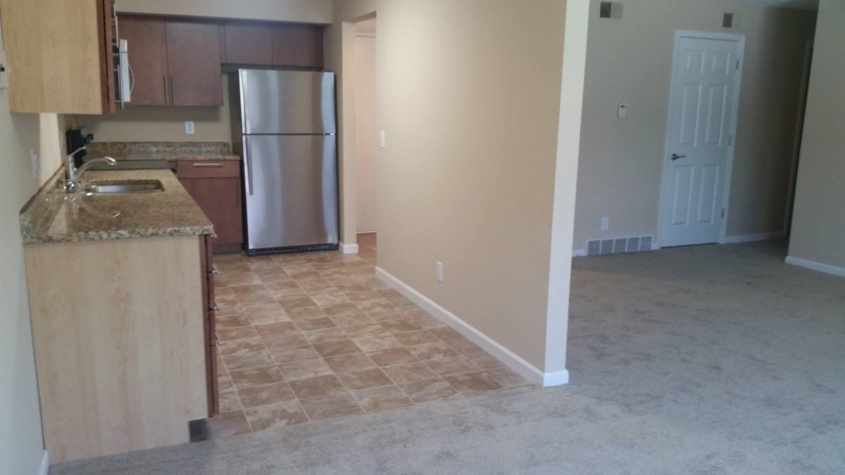Apartment for rent at 535 S 37th St, Omaha, NE 68105