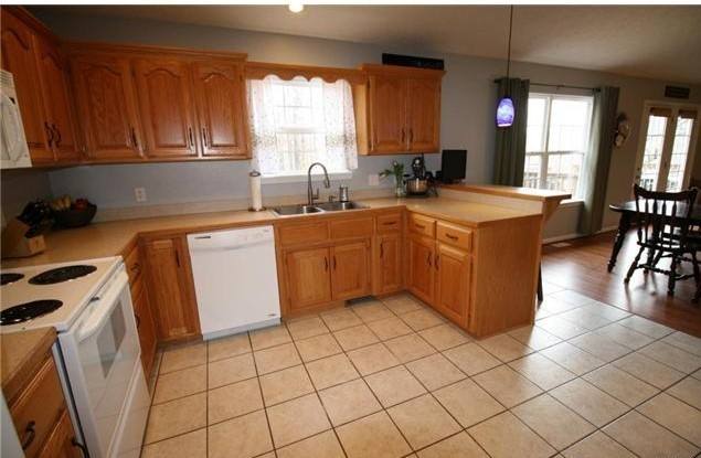 House for rent at 100 English Grove, Saint Robert, MO 65584