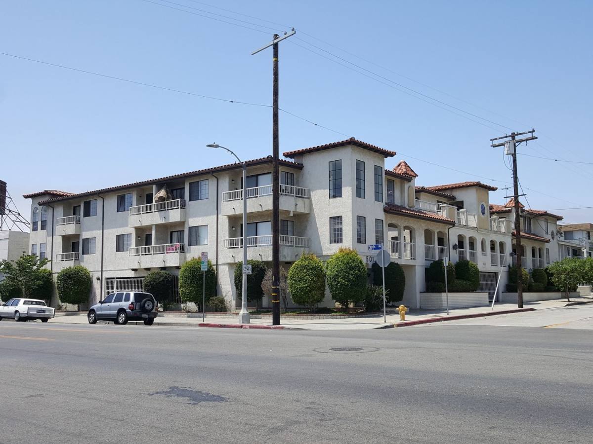 Apartment for rent at 501 W 14th St, San Pedro, CA 90731
