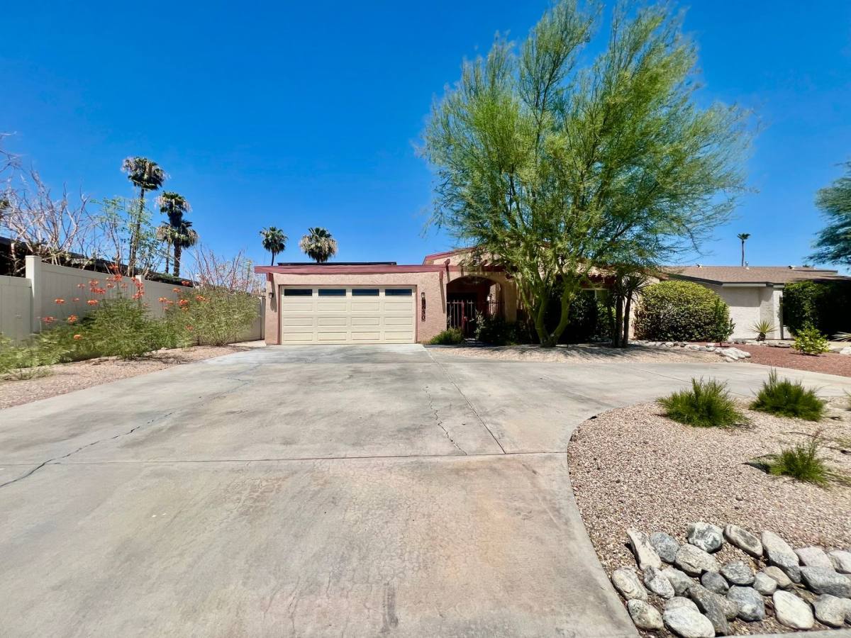 House for rent at 3650 E Mesquite Ave, Palm Springs, CA 92264
