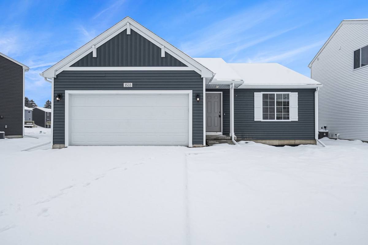 House for rent at 2201 Macatawa Lane, Waterford, MI 48327