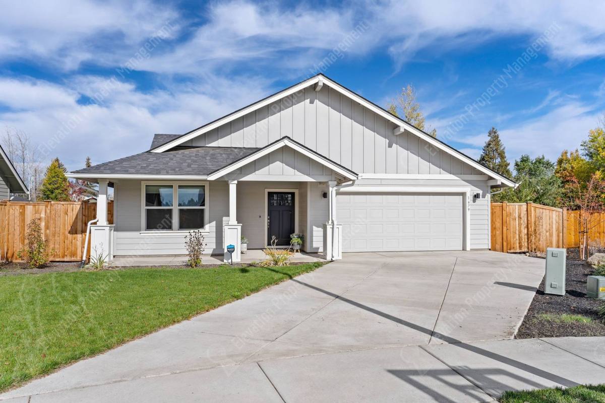 House for rent at 1679 SW Black Butte Court, Redmond, OR 97756