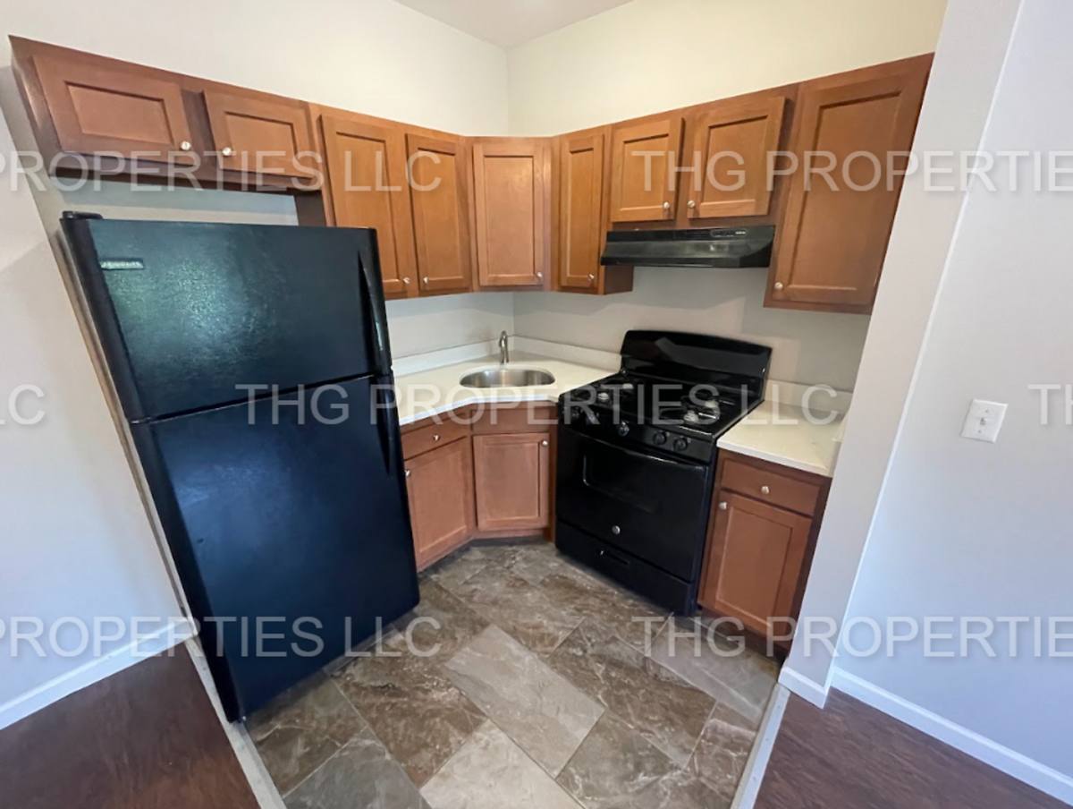 Apartment for rent at 641 Lincoln Ave, Orange, NJ 07050