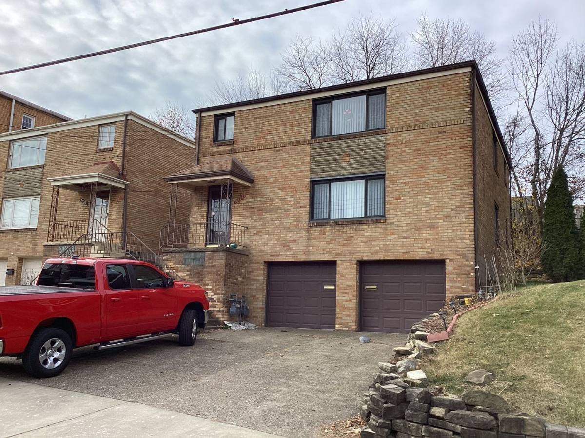 Townhouse for rent at 2934 Clermont Ave, Pittsburgh, PA 15227