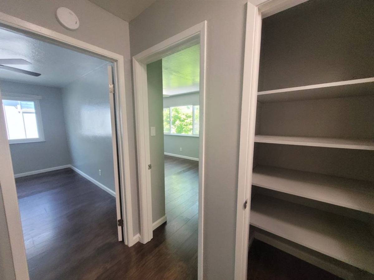 Apartment for rent at 1533 Harmon St, Berkeley, CA 94703