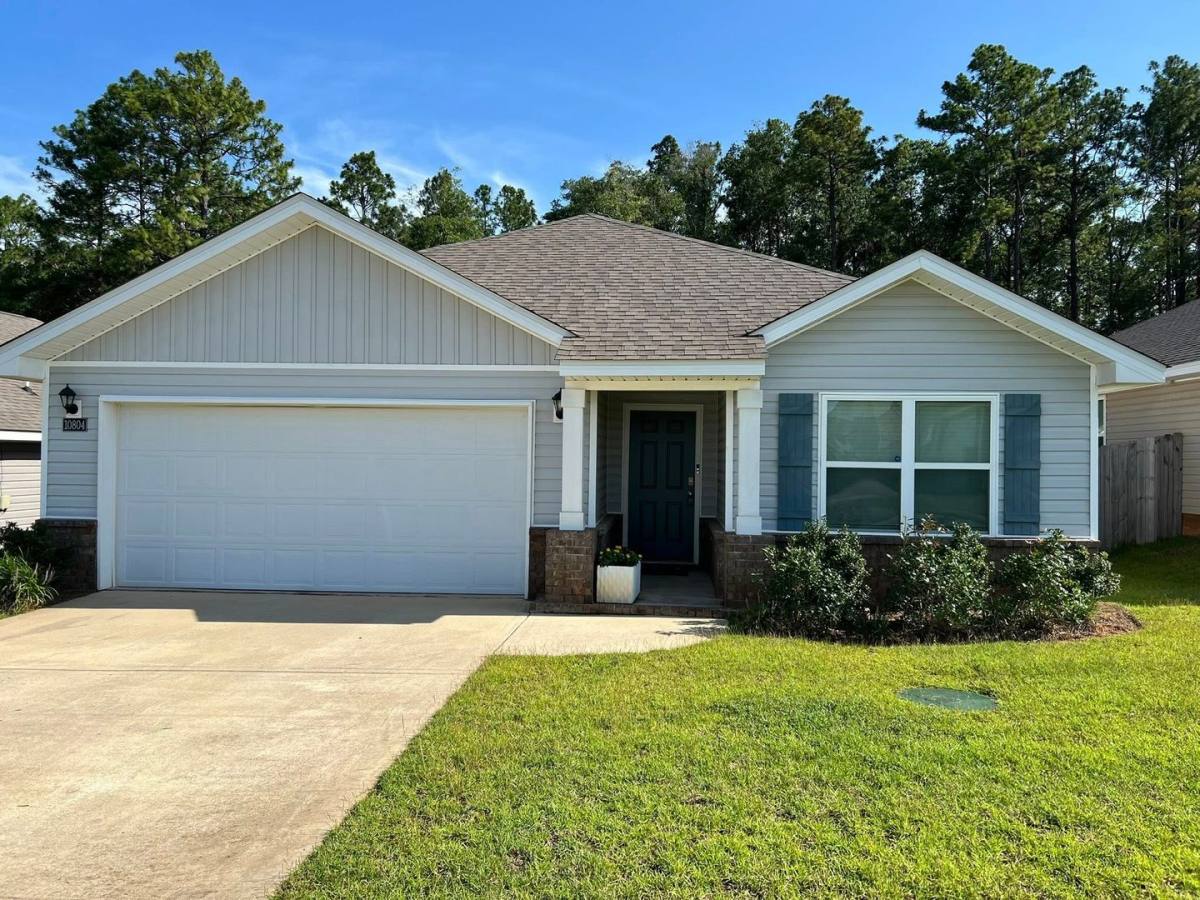 House for rent at 10804 Burlington Way N, Mobile, AL 36608