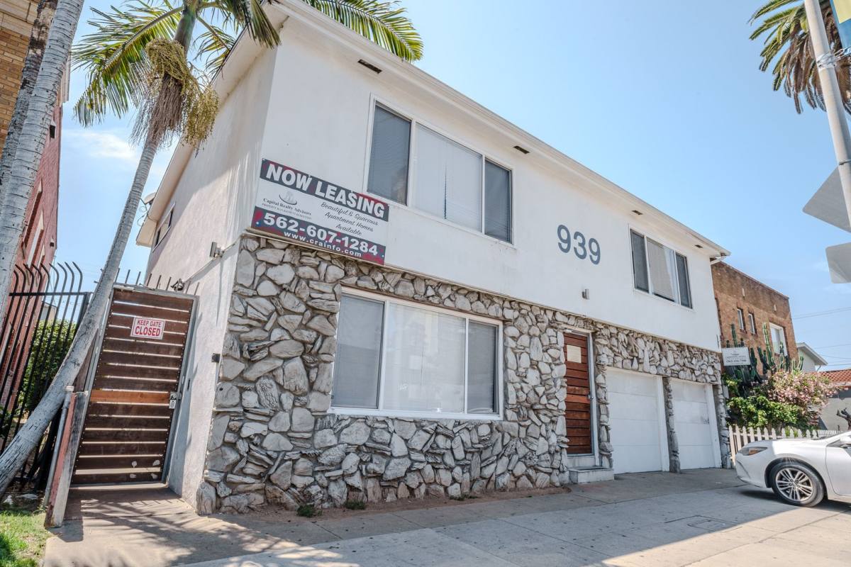 Apartment for rent at 939 Pacific Ave, Long Beach, CA 90813