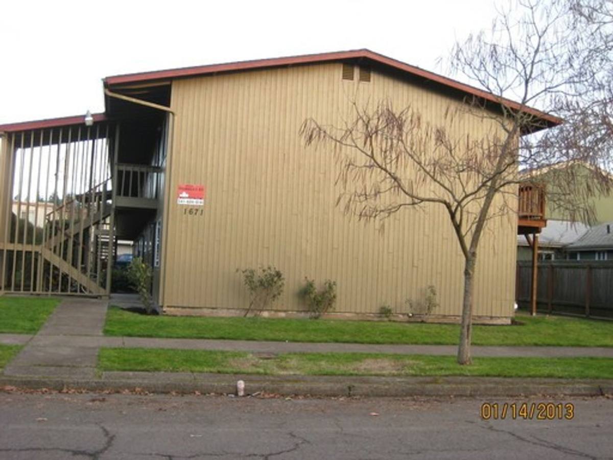 Apartment for rent at 1671 Ferry St, Eugene, OR 97401