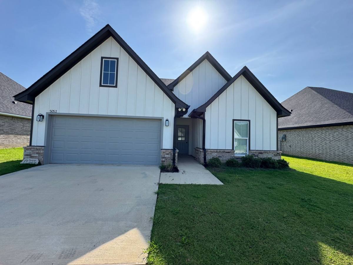 House for rent at 5052 Falcon Bay Dr, Shreveport, LA 71107
