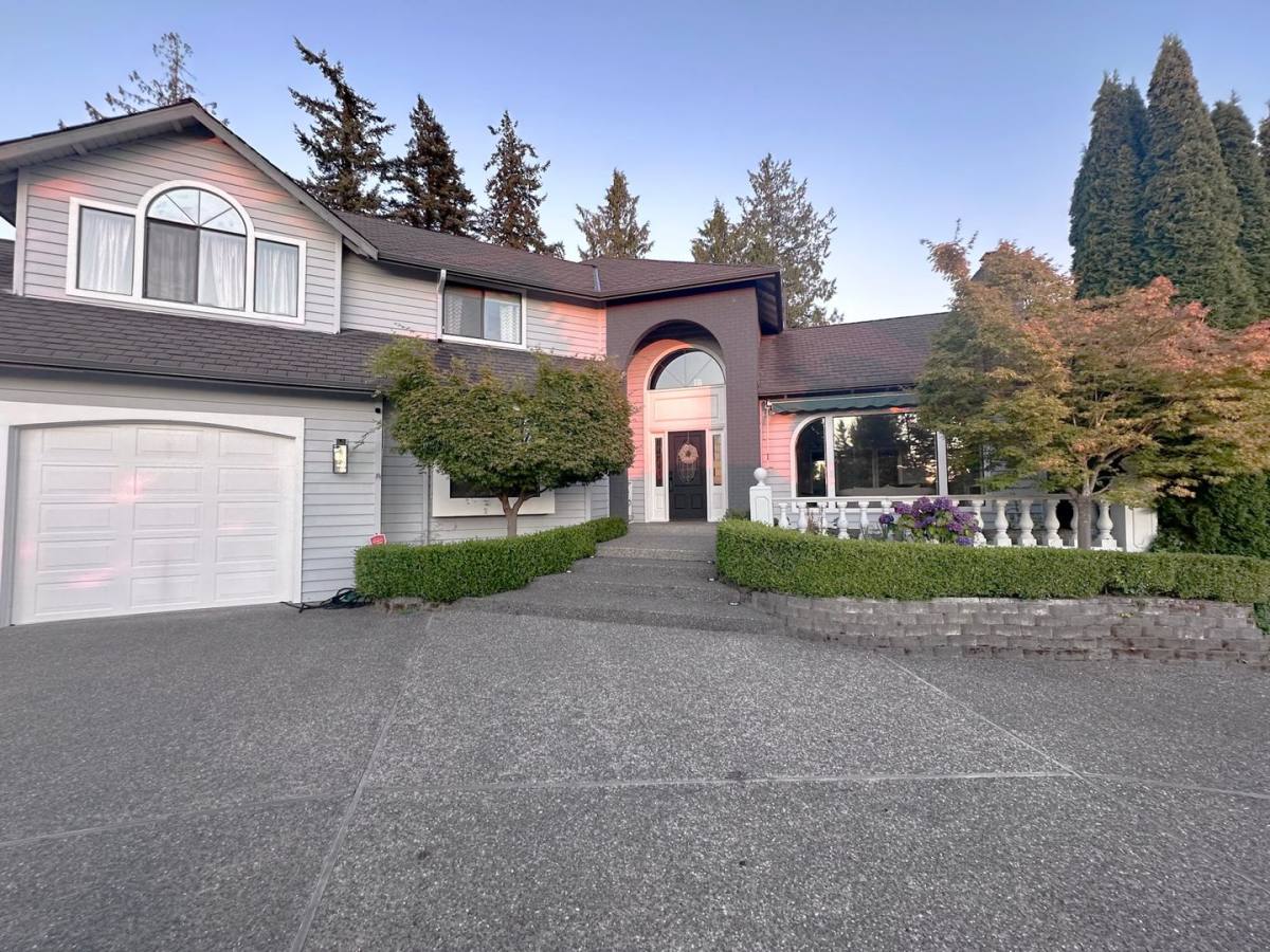 House for rent at 530 N Waugh Rd, Mount Vernon, WA 98273