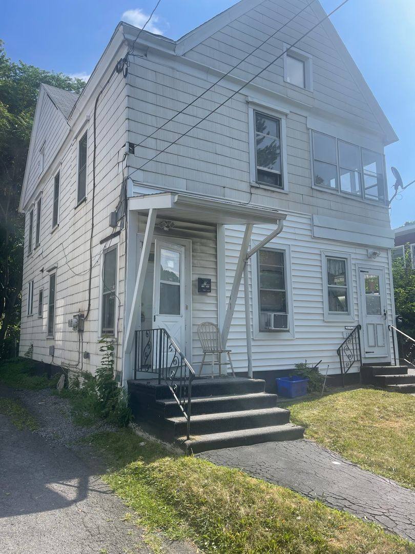 Apartment for rent at 1102 Carbon St, Syracuse, NY 13208