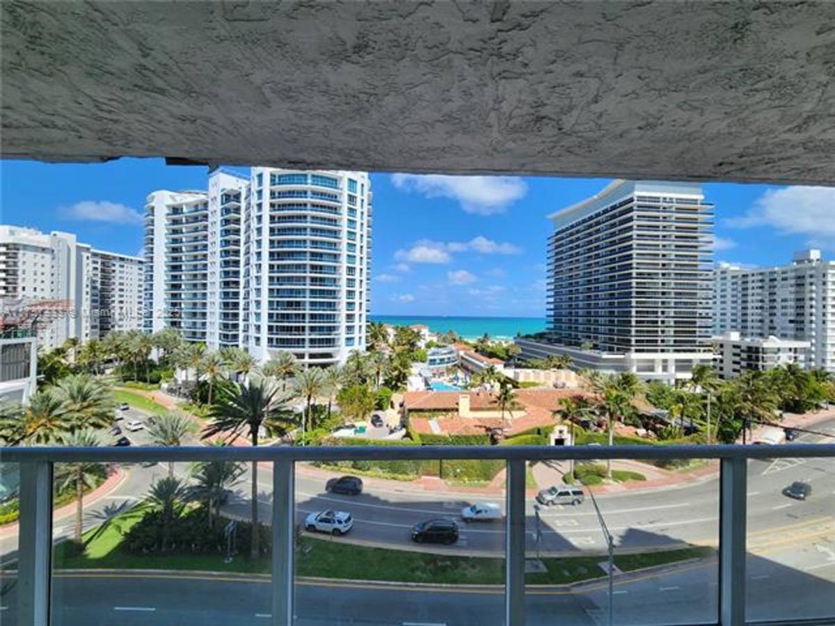 5900 Collins Ave Appt #906, Miami Beach, FL 33140