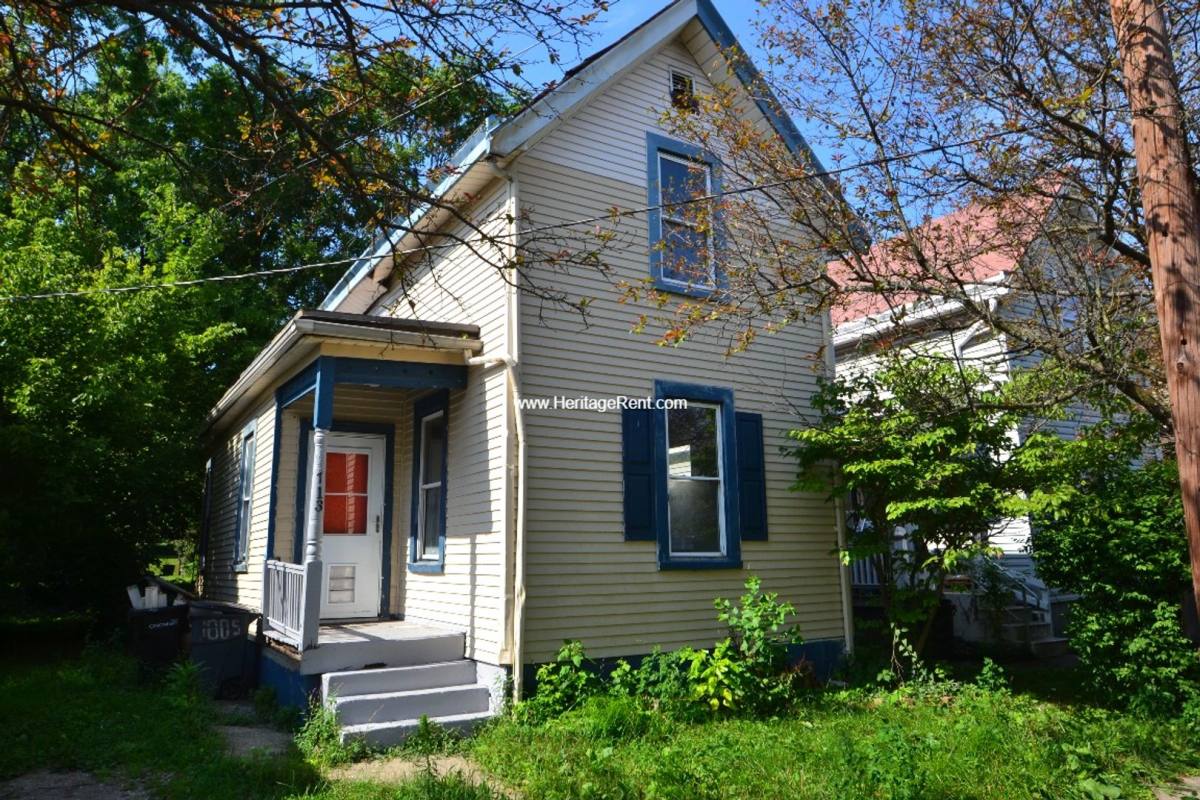 House for rent at 713 McLaren Ave, Cincinnati, OH 45215