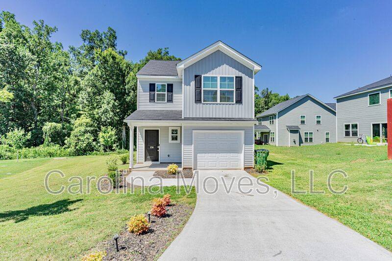House for rent at 250 Spirit Dr, Roebuck, SC 29376
