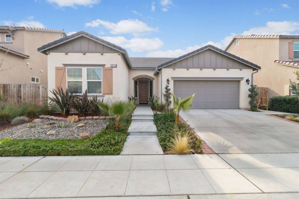 House for rent at 3510 Portals Ave, Clovis, CA 93619