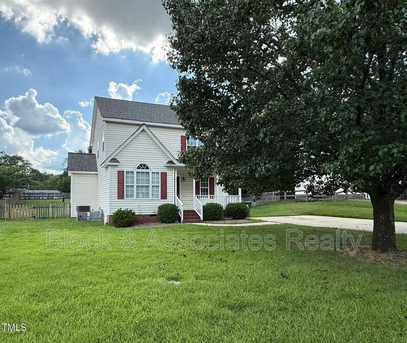 House for rent at 404 Springside Dr, Holly Springs, NC 27540