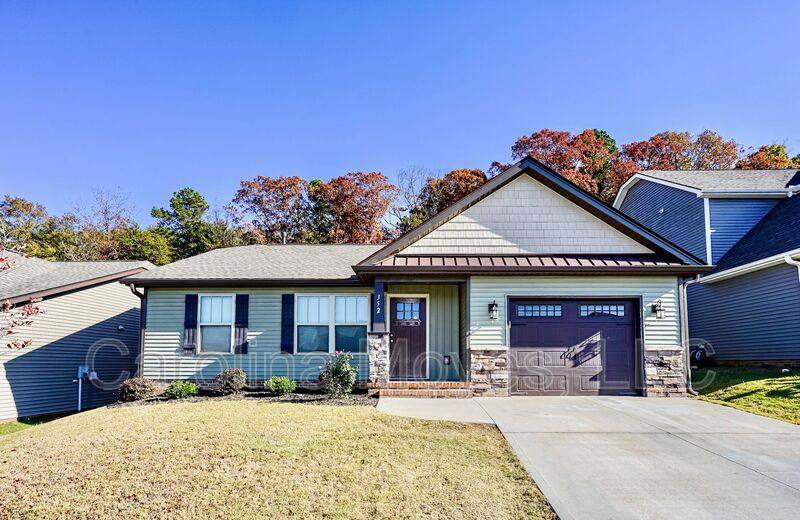 House for rent at 352 Greymark Lane, Boiling Springs, SC 29316
