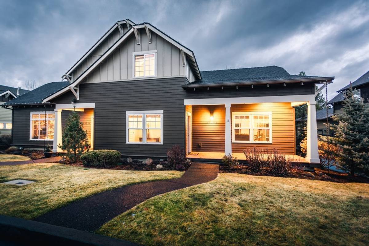 Townhouse for rent at 19362 SW Laurelhurst Way, Bend, OR 97702