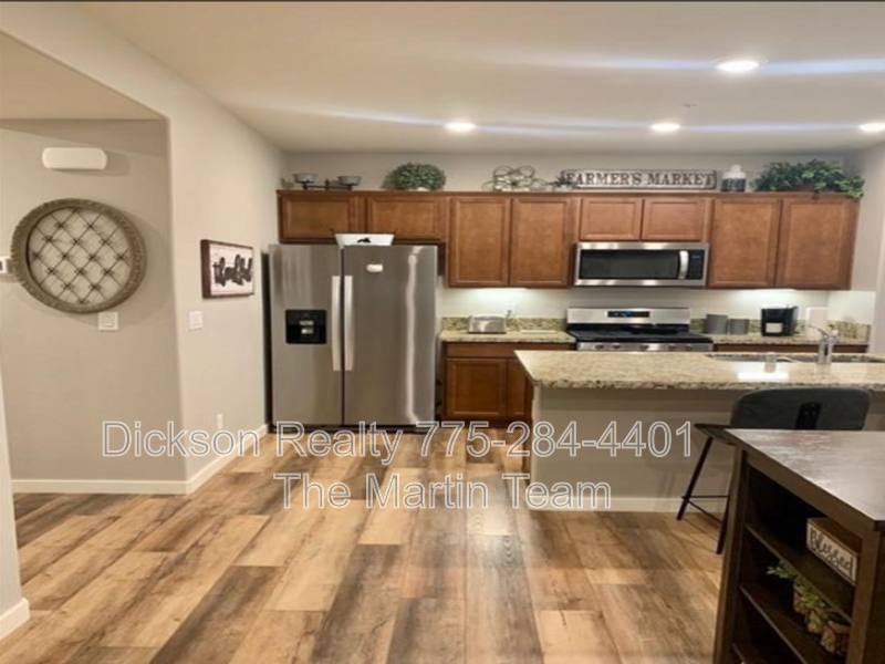 Townhouse for rent at 4837 Black Falcon, Sun Valley, NV 89433