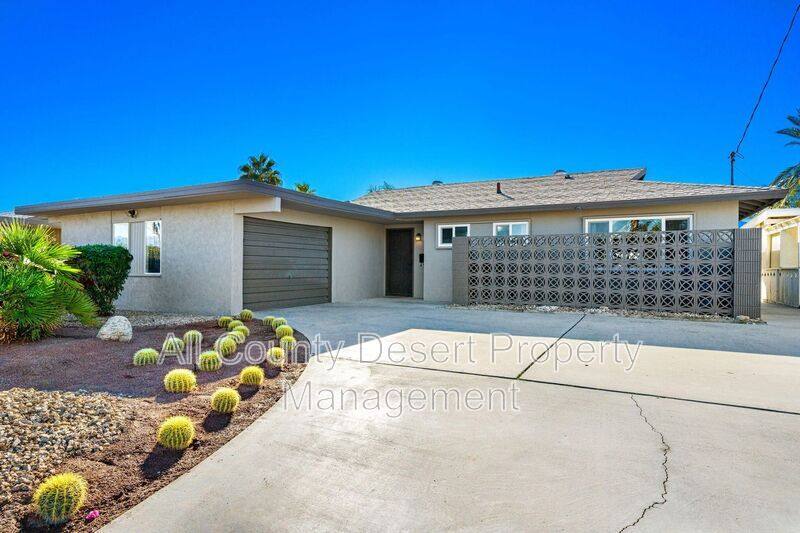 House for rent at 77295 Minnesota Ave, Palm Desert, CA 92211