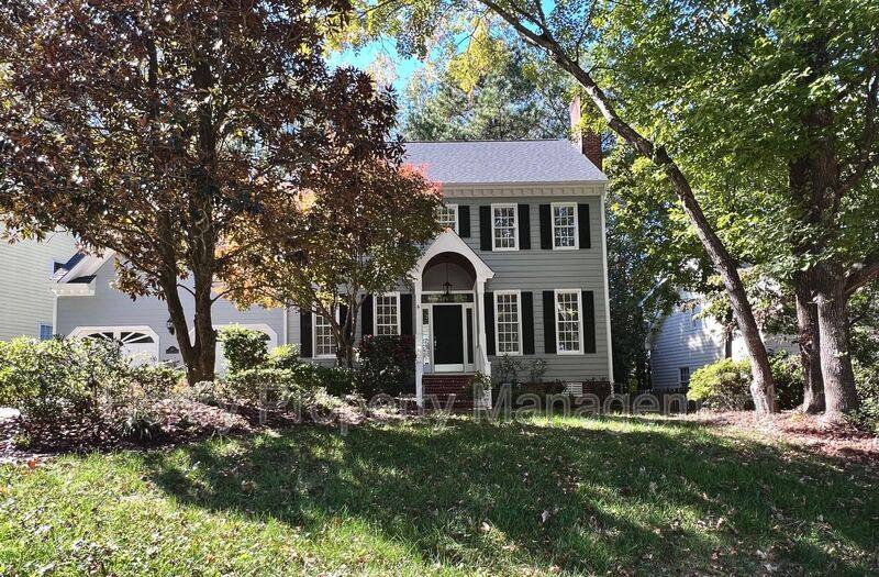 House for rent at 321 Parkmeadow Dr, Cary, NC 27519
