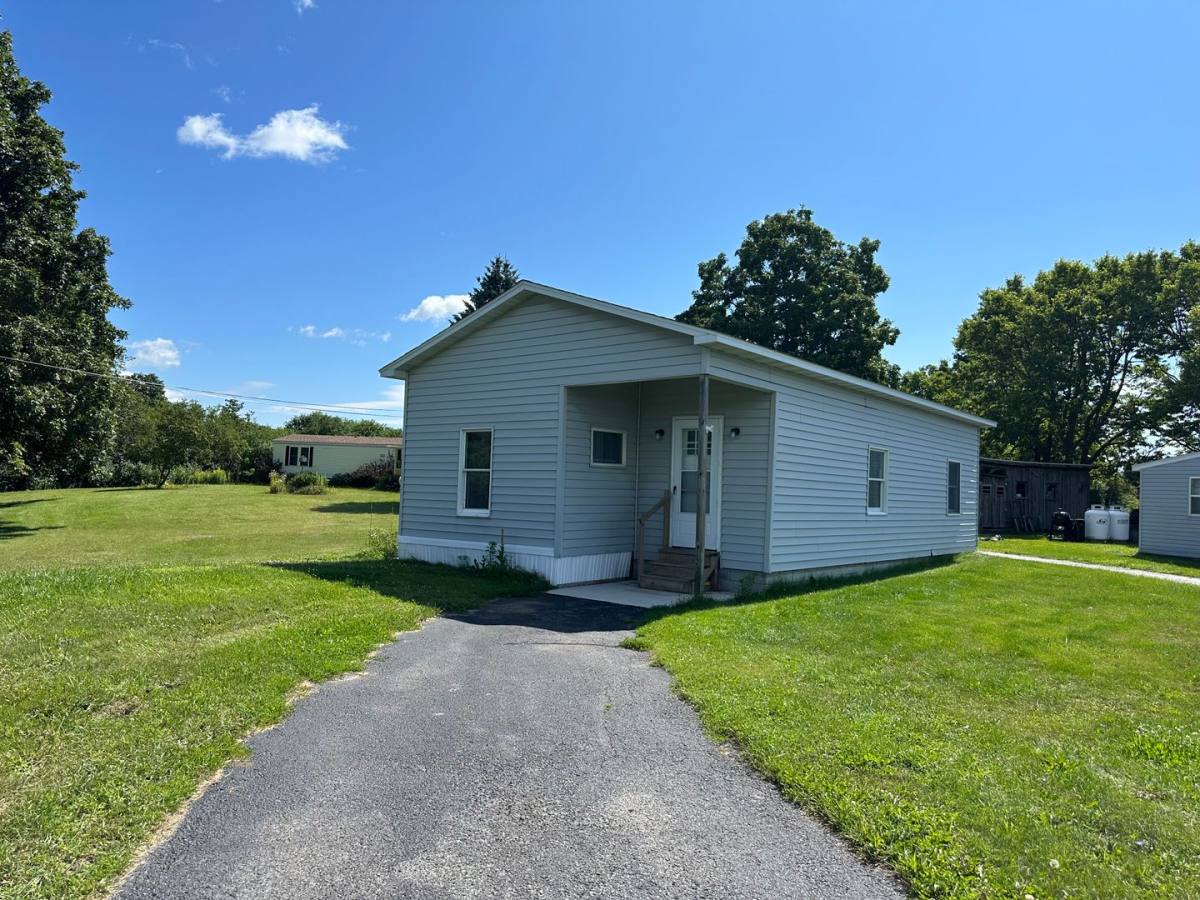 House for rent at 27638 Ny Route 12, Watertown, NY 13601