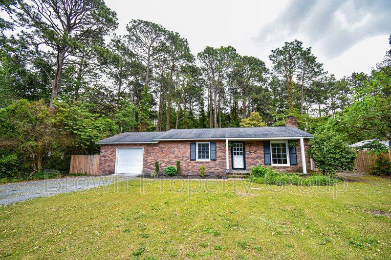 House for rent at 1355 N Ridge St, Southern Pines, NC 28387