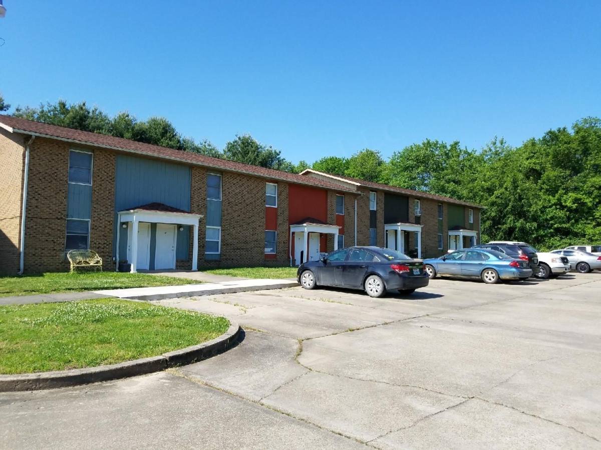 Townhouse for rent at 11925 S 2 Mile Rd, Dexter, MO 63841