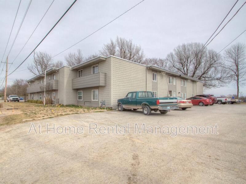 Apartment for rent at 109 S 9th St #205, Broken Arrow, OK 74012
