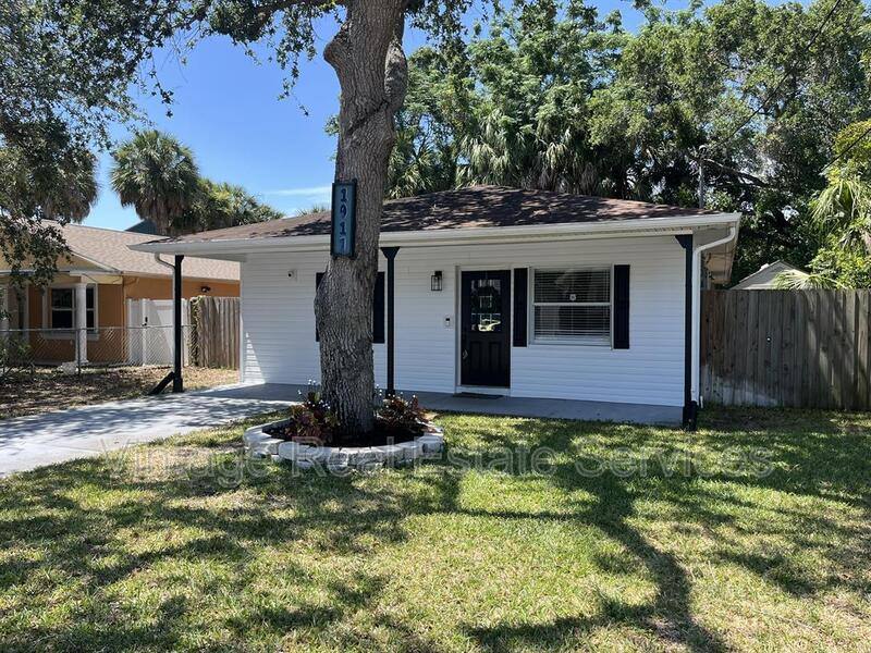 House for rent at 1917 W Cherry St, Tampa, FL 33607